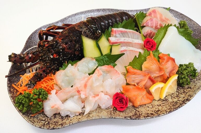 エステ　東京　スクール 魚　アスタキサンチン